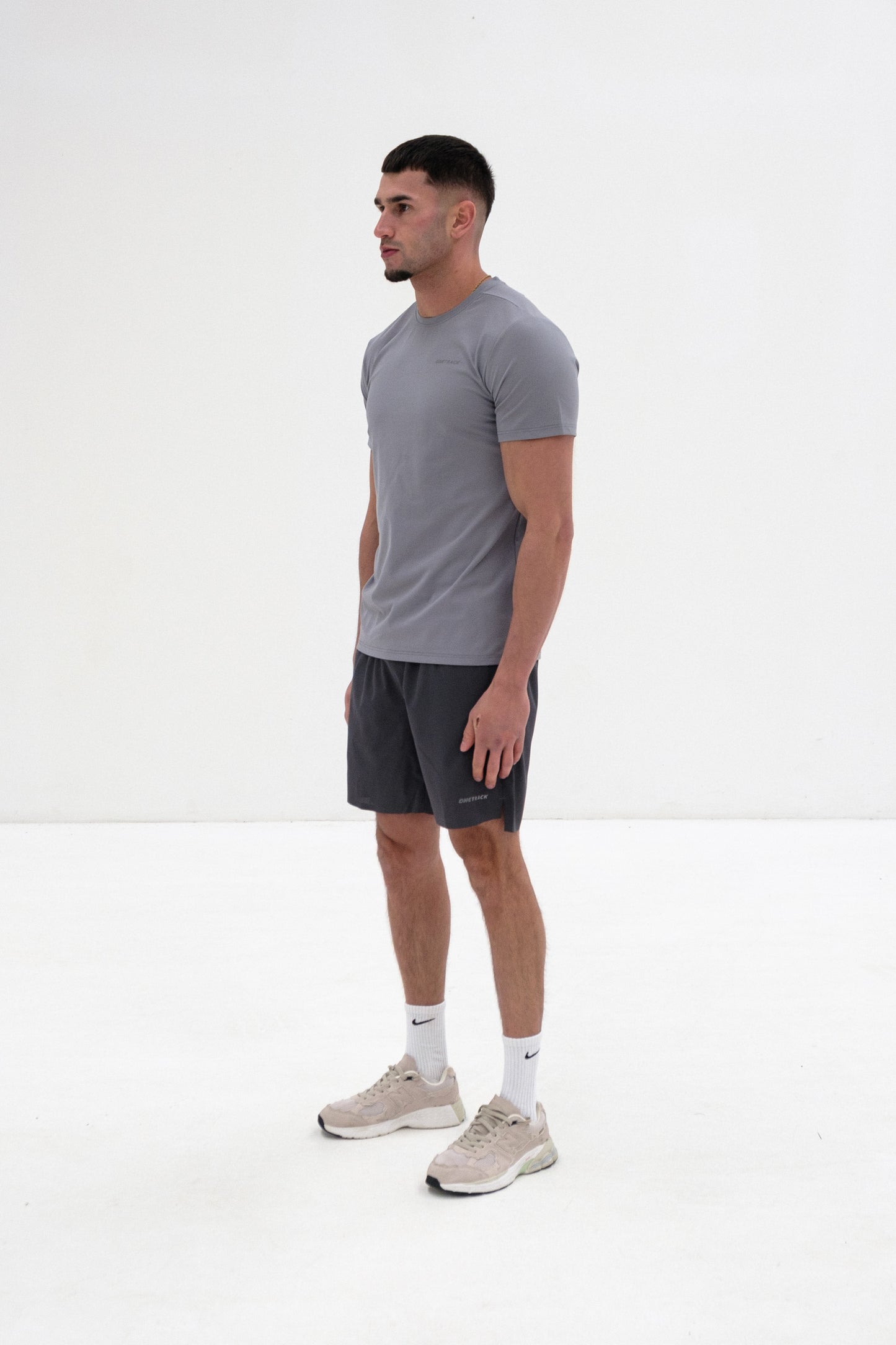 7" Core - Shorts - Dark Grey