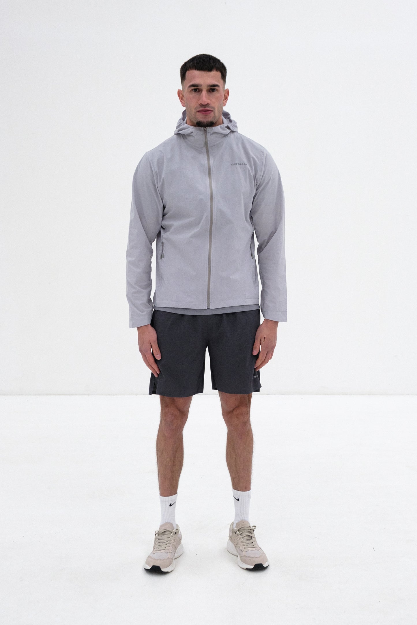 Core - Windbreaker- grey