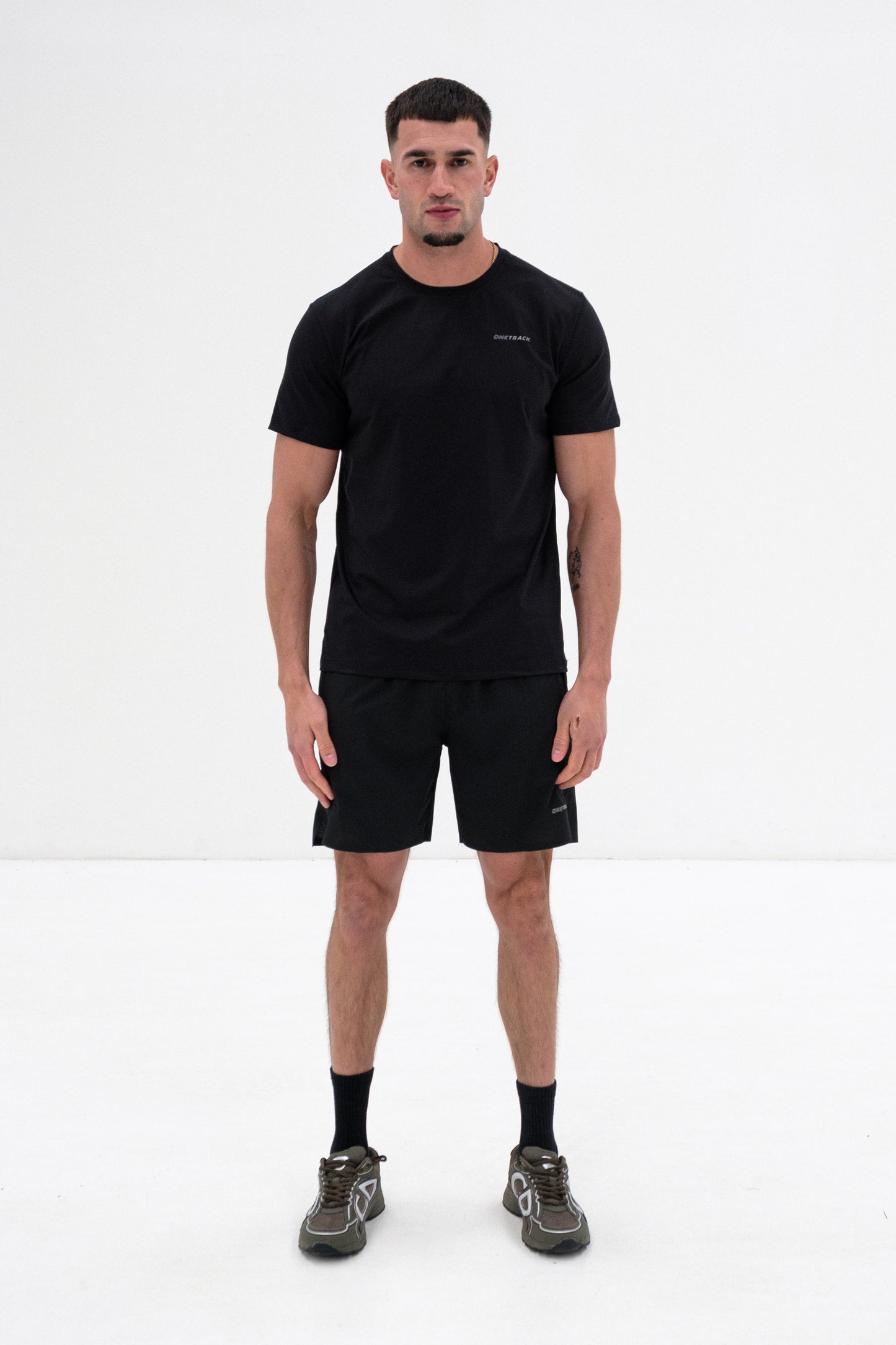 7" Core - Shorts - Black