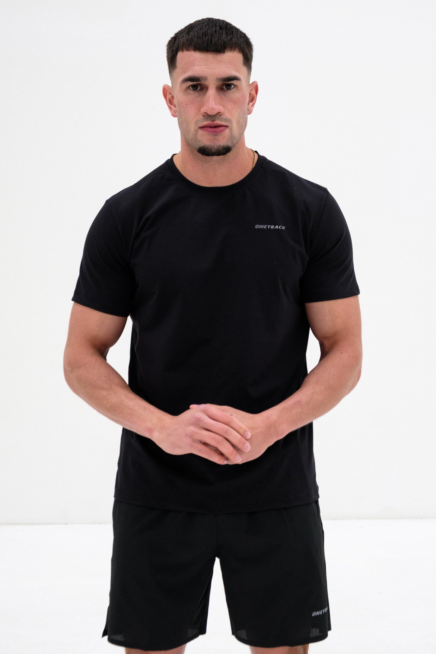 Core - T- Shirt. Black