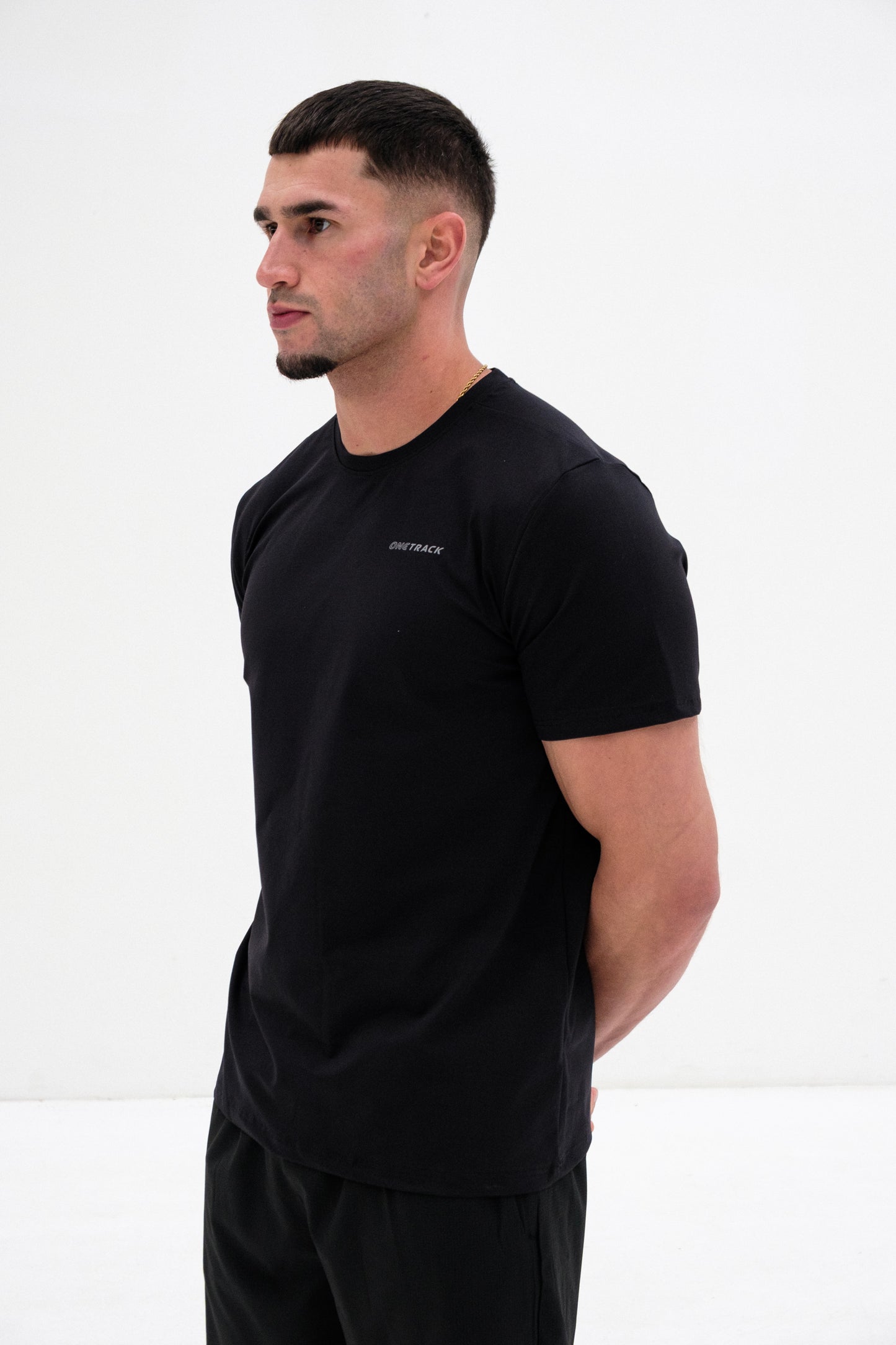 Core - T- Shirt. Black